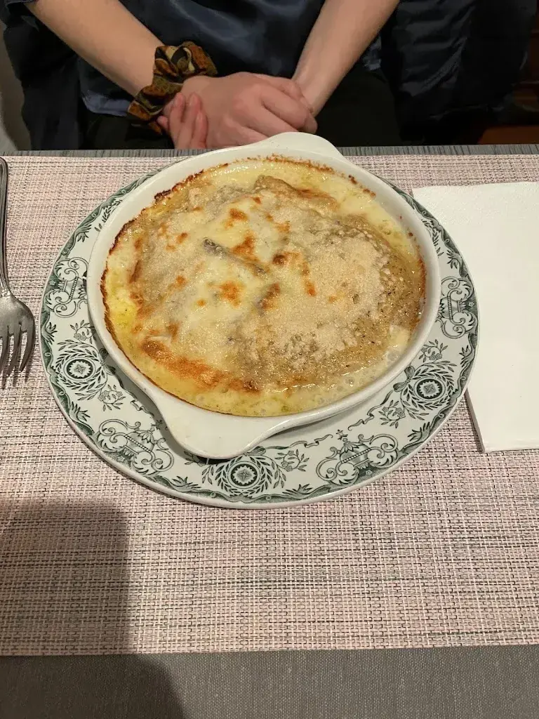 Michael Hunkeler_Grotto Pedemonte_Verscio_review