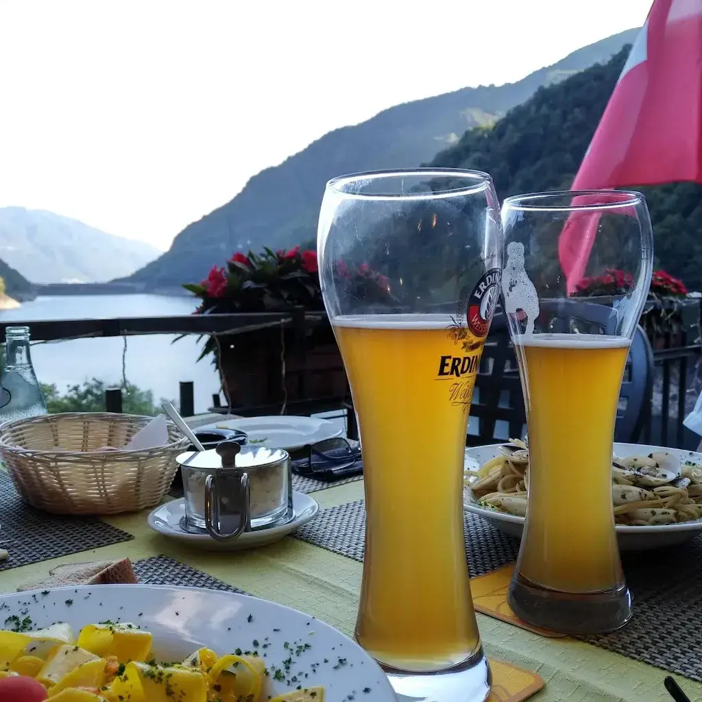 Claudio Cafarelli_Hotel Ristorante al Lago_Vogorno_review