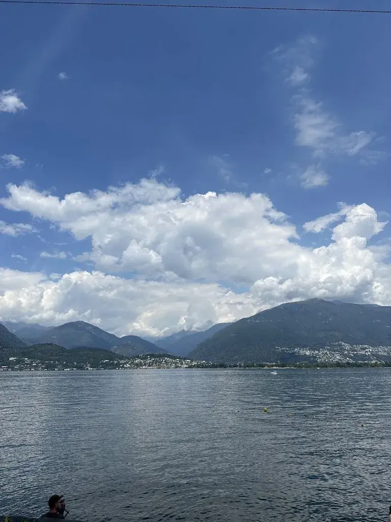 Seline Howald_Papaya Beach - Lido di Gerra_Gerra_review