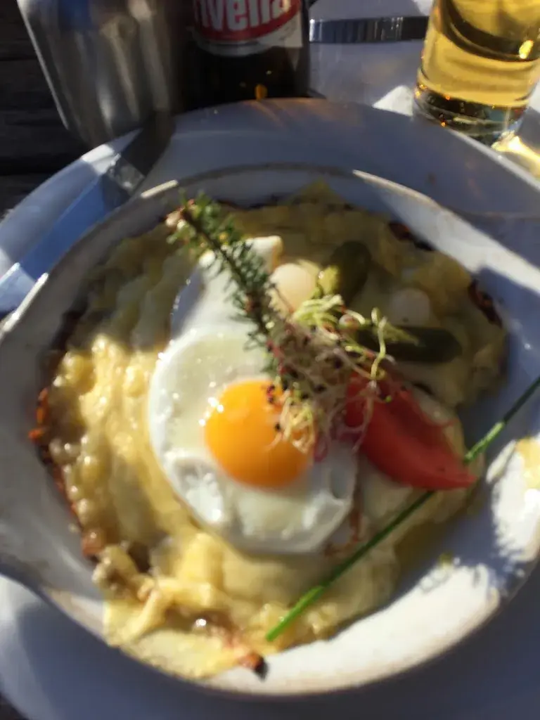 Lorenzo Cesarano_Buffet de la Gare Gryon , le bistrot de Coco & Albert_Gryon_review