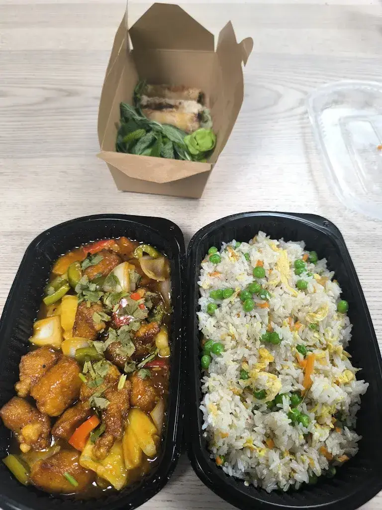 lara Guérin_Délices D‘Asie Restaurant Viet-Thai_Bex_recensione