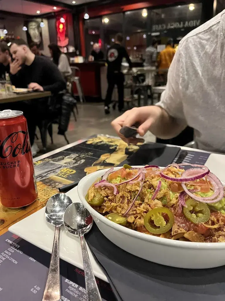 Rochelle McCord_Vida Loca Café_Bex_review