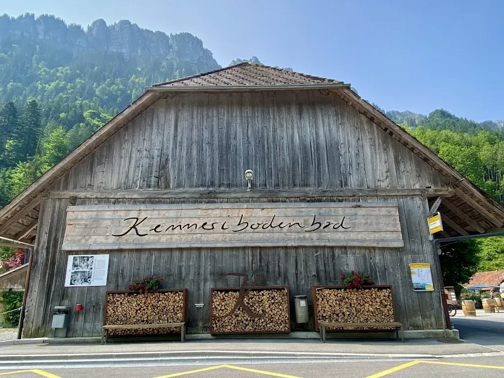 Karin R_Landgasthof Kemmeribodenbad_Schangnau_avis