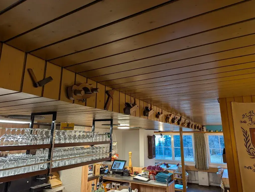 Waldon Andrews_Gasthof Waldhäusern_Lauperswil_review