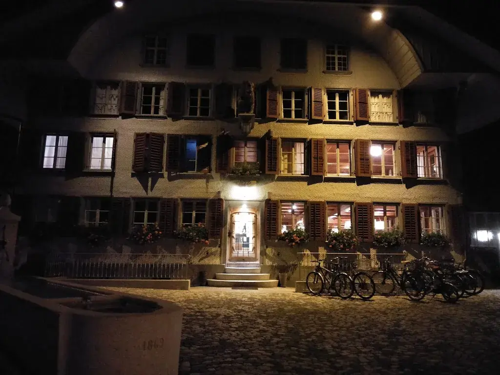 Natthiphon Jolivet (Darlene)_Gasthof Bären_Langnau im Emmental_review