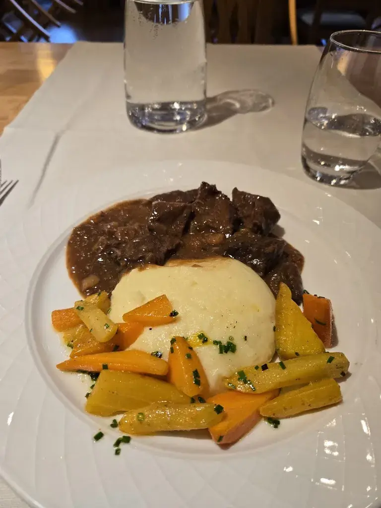 Renu Miles_The Glacier Hotel_Les Diablerets_review