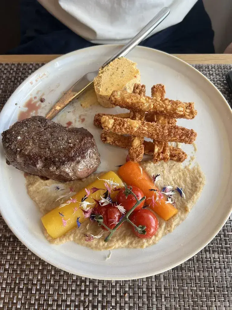 zyra tabotabo_Restaurant Botta & Le 3_Les Diablerets_review