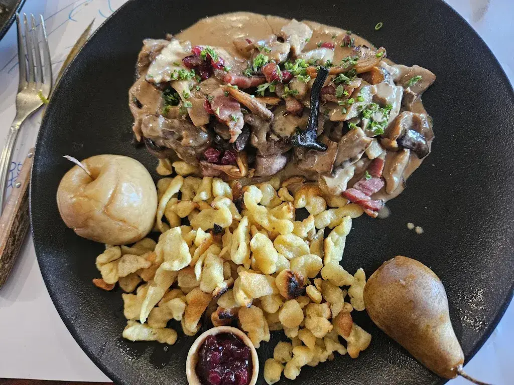 Andrew Pfluger_Auberge Communale le Lion D' Or_Burtigny_avis