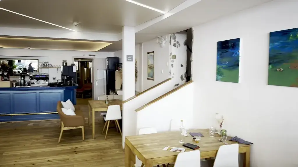 Eric D_Njørden | Restaurant - Café - Brunch_Aubonne_review