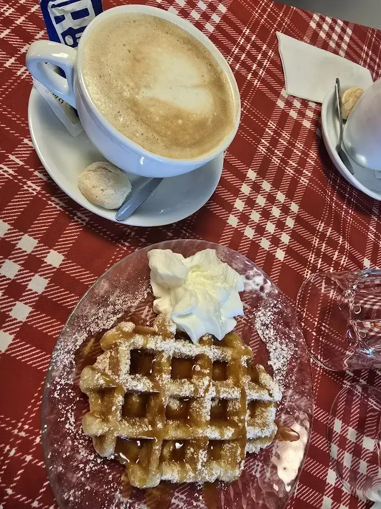 A AT_Mama Jolie Aubonne – Café-Restaurant et épicerie italienne_Aubonne_avis