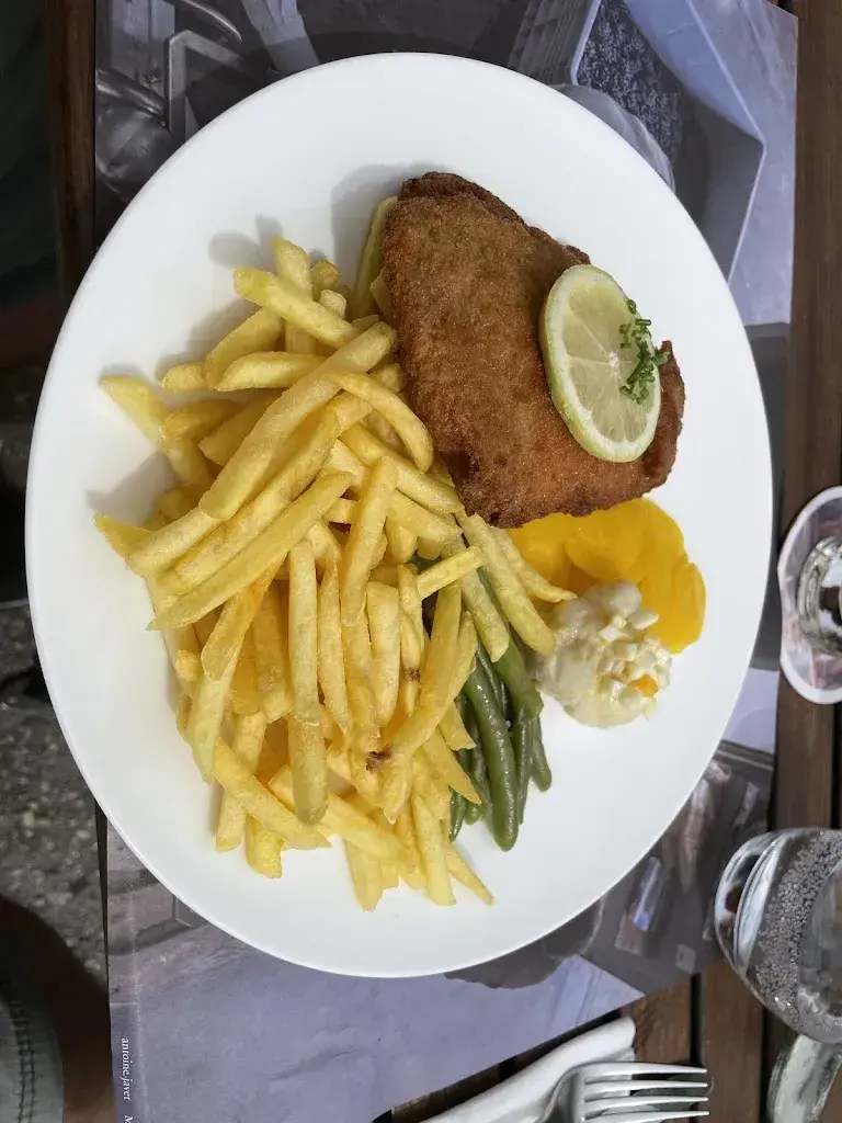 Menü_Restaurant les Trois Suisses_Salavaux_Bild_3