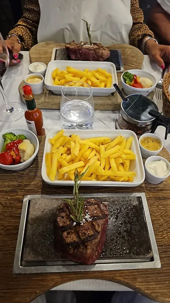 Lucas Schmid_Restaurant Pizzeria il Giardino_Avenches_review