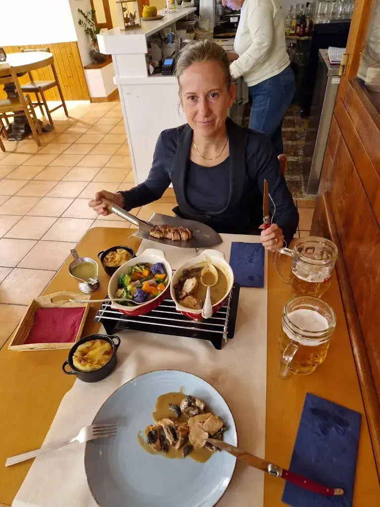 Jean Paul Voyat_Auberge Communale Les Rupiants_Orny_review