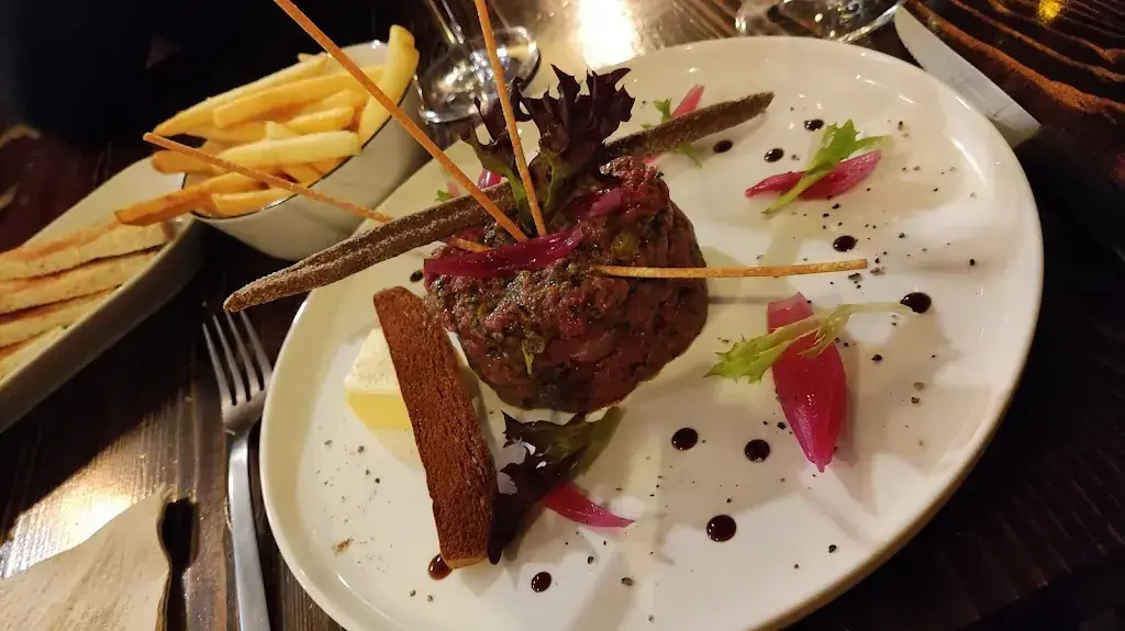 Jennifer Huynh_l'atelier 36 Chez Cristina_Eclépens_review