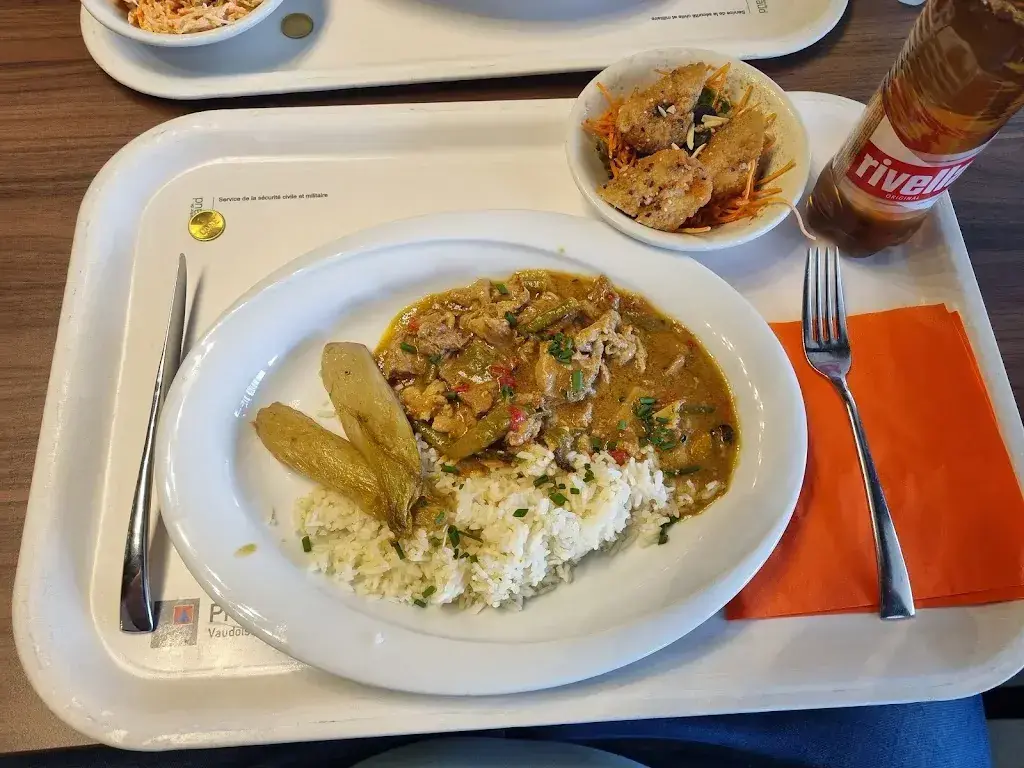 Guillaume Ulmer_Ô Bureau - Gollion_Gollion_review