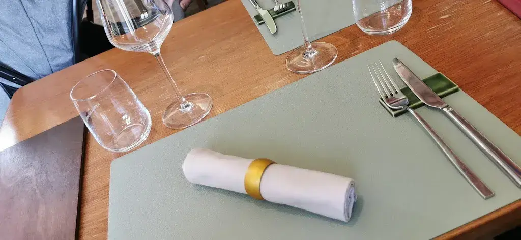 Nipawan Barilier_Auberge Communale Aclens - La Charrue_Aclens_review