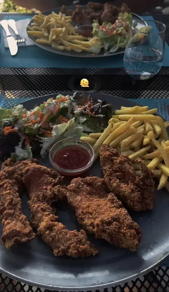 Aless A_Restaurant de la piscine de Penthalaz_Penthalaz_Bewertung