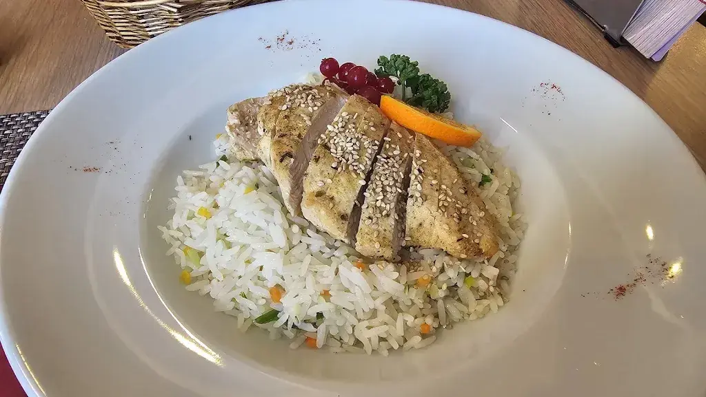 Gunnar Loewe_Cafe Restaurant Pöstli_Langnau im Emmental_reseña