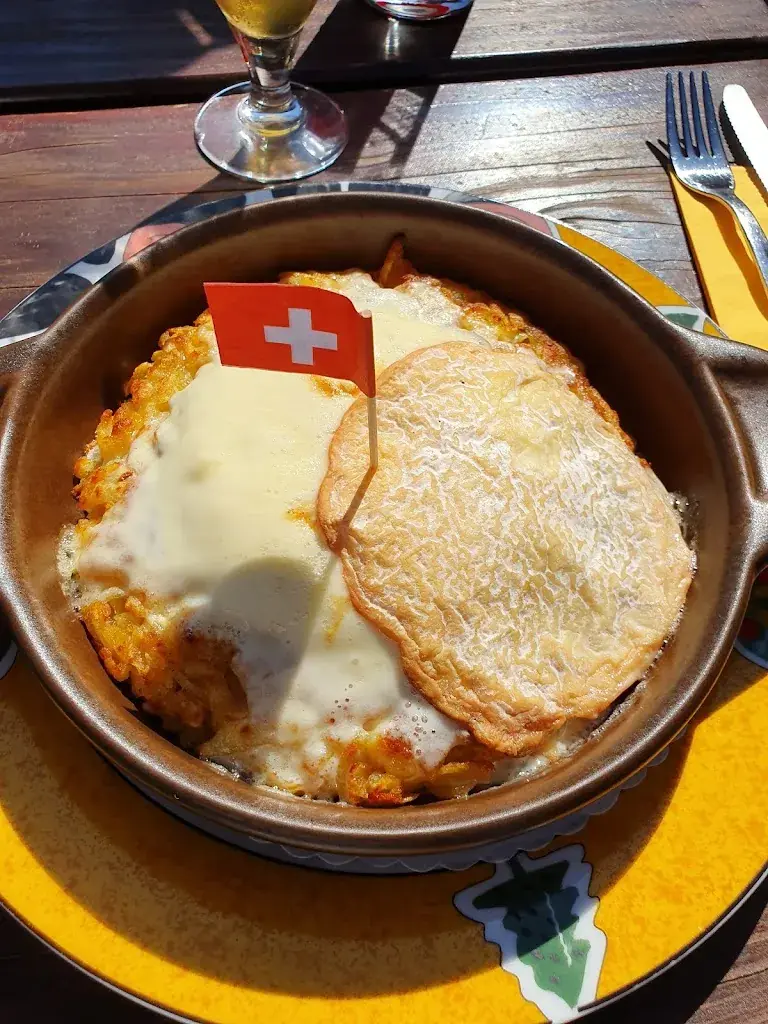 Pierre Christophe Di Mayo_Buvette de Châtel_L'Isle_review