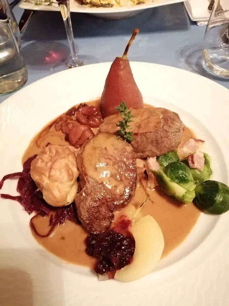 Virgilio “Vibadu”_Auberge Au Milieu du Monde_Pompaples_review