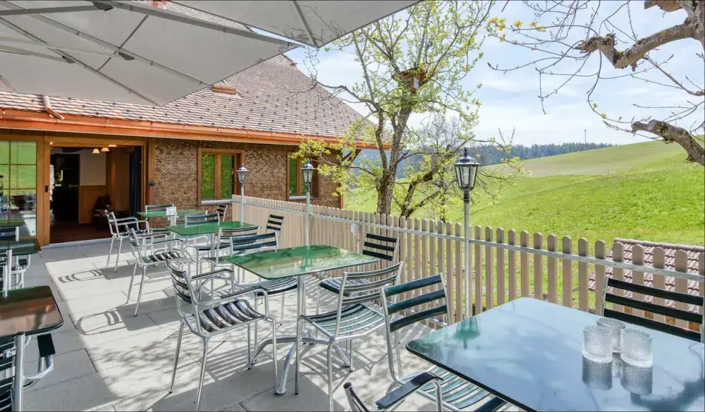 Restaurant und Hotel Löchlibad_Obergoldbach_slider_image_1