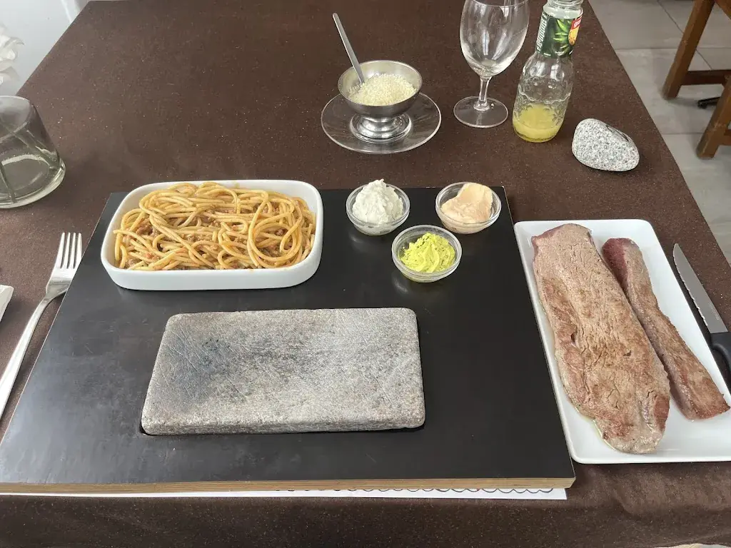 Ok_Le petit sapin_La Chaux-de-Fonds_review