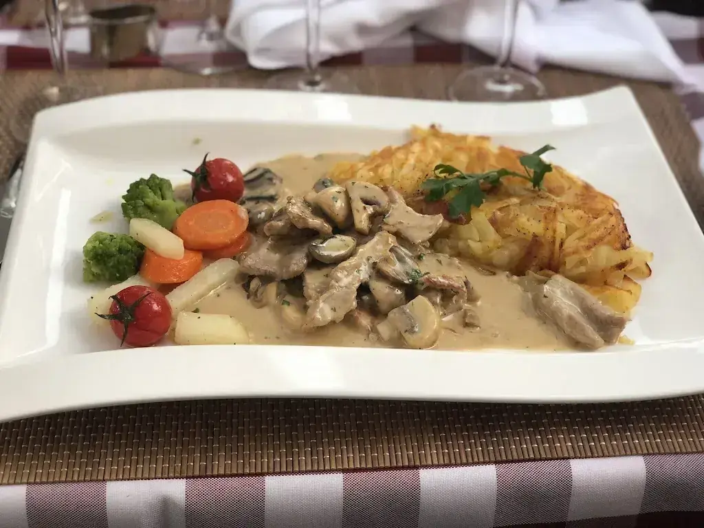 Harold Giles_Restaurant Alte Krone_Stäfa_avis