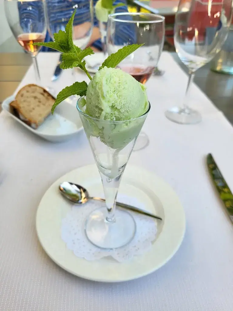 Auberge de l'Ecusson-Vaudois restaurante en Bottens