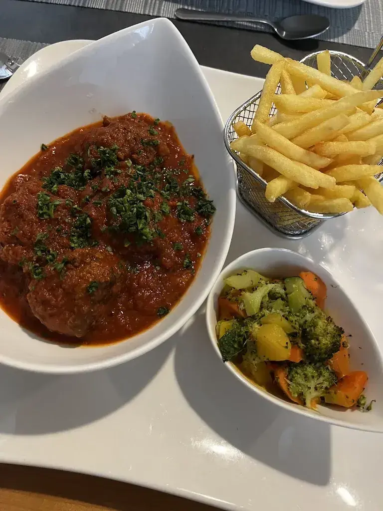 Chloé Pitussi_Restaurant la Balance_Essertines-sur-Yverdon_review