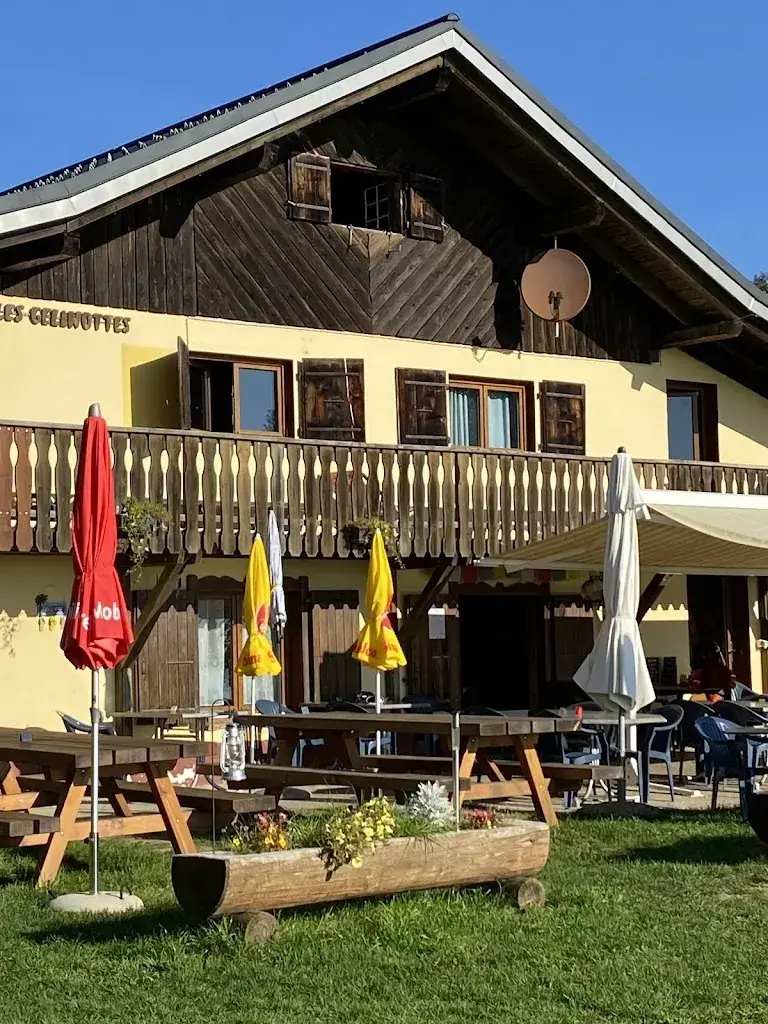 Kitty-Rose Bluemew_Auberge les Gelinottes_Provence_review