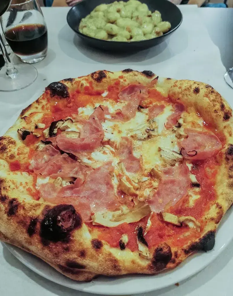 Djerem_Il Sarbin_Echallens_review