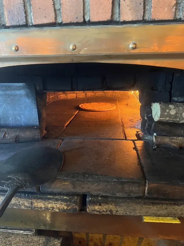 paco garrido_Café Restaurant Pizzeria du Beauregard_Villars-le-Terroir_reseña