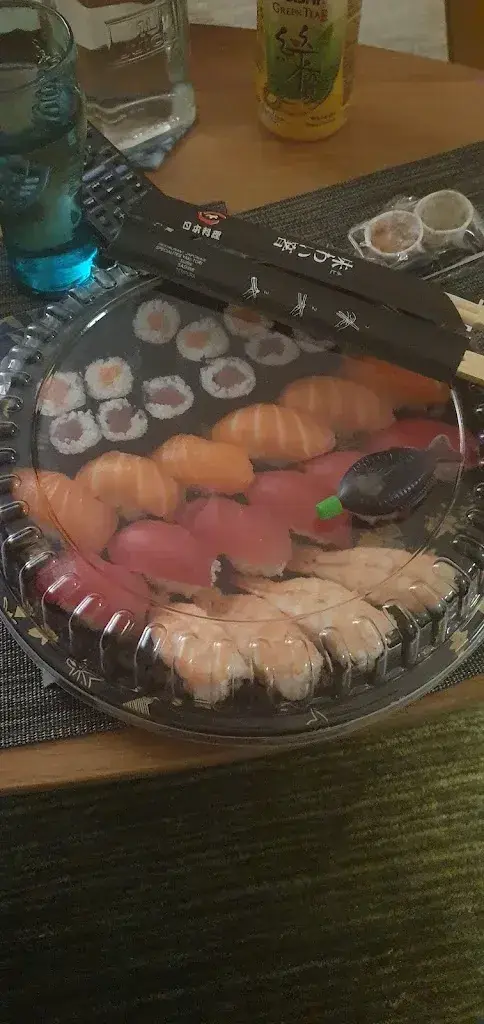 Myrtilla_Sushi Oniwa_Echallens_review