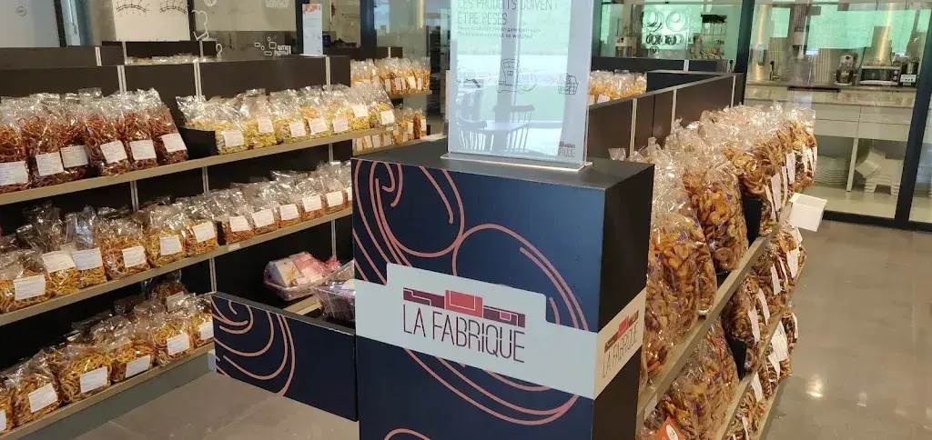 Olly H._La Fabrique - musée interactif - magasin du producteur - atelier - tea-room - restaurant_Champagne_recensione