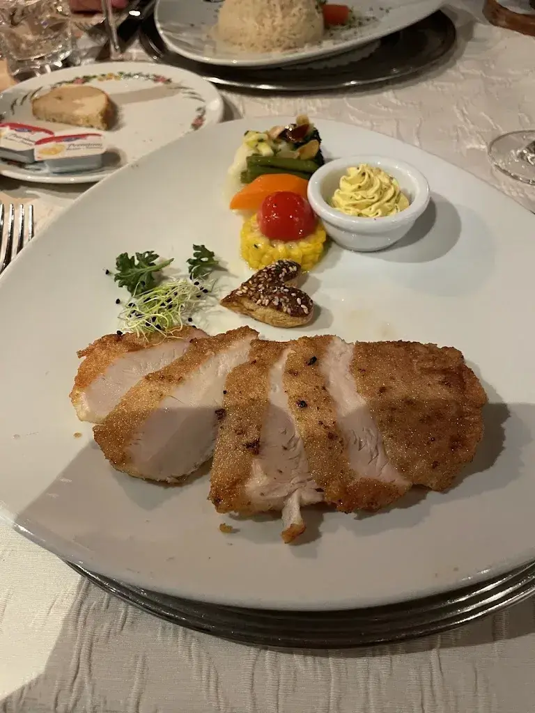 Stephanie Aquin (Lovely Colibri)_Waldhüs Bodmen_Saas-Fee_avis