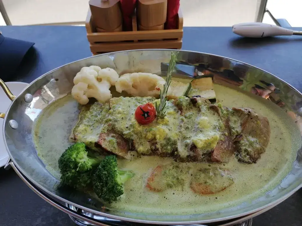 Menu_Bergrestaurant Hannig_Saas-Fee_imagen_2