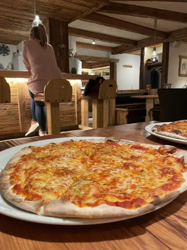 Menu_Restaurant-Pizzeria Channa_Saas-Almagell_image_9