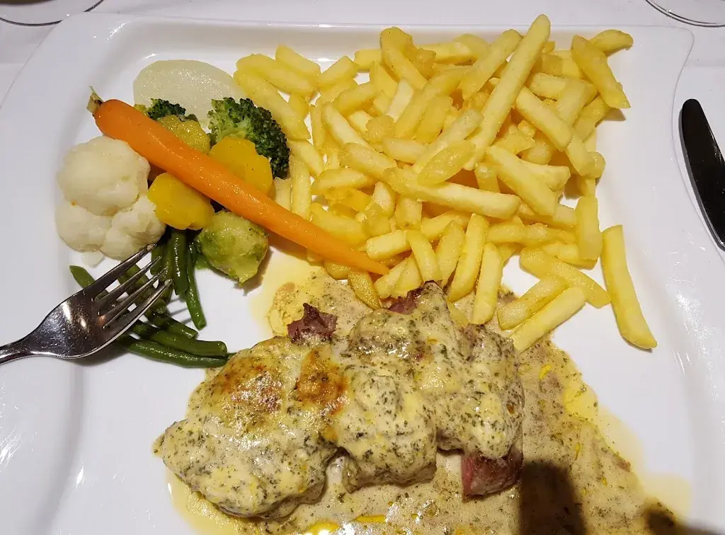 Marianne_Restaurant Sternen ,,StärneDäredinge,,_Derendingen_avis