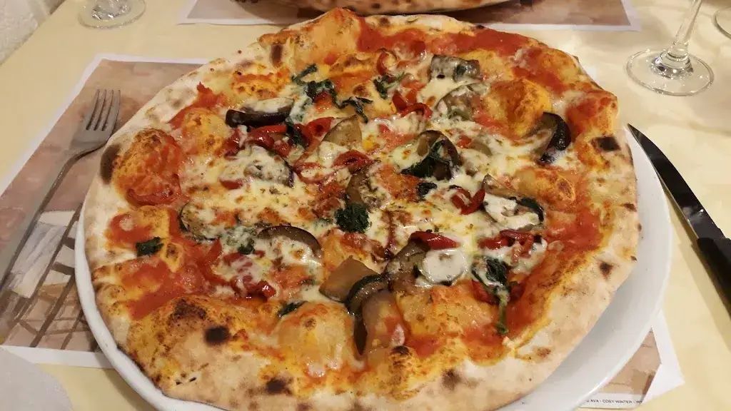 Menu_Restaurant Pizzeria CASTELLO_Grandson_image_7