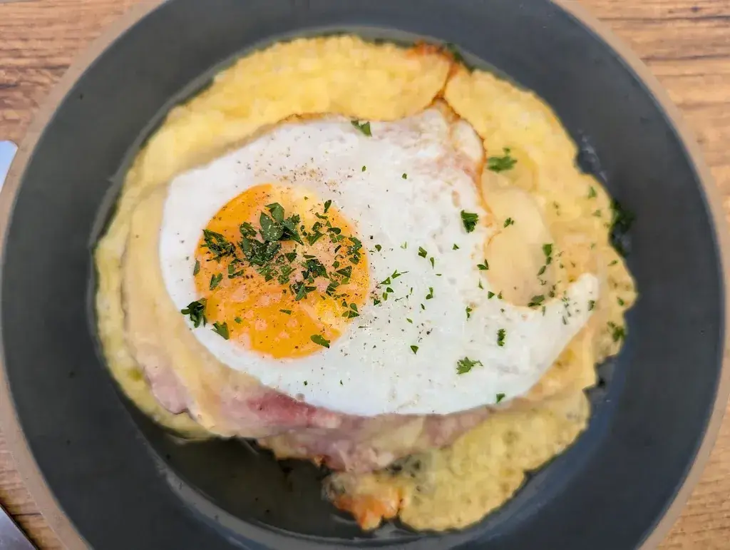 François Rodigari_Mont de la Mayaz - Chalet Restaurant_Sainte-Croix_review