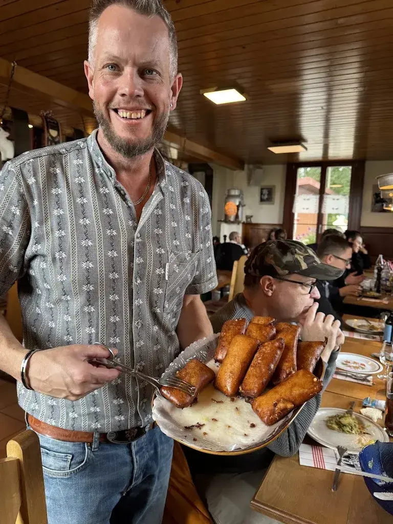 Ed E_Chalet restaurant du Mont de Baulmes_Sainte-Croix_review