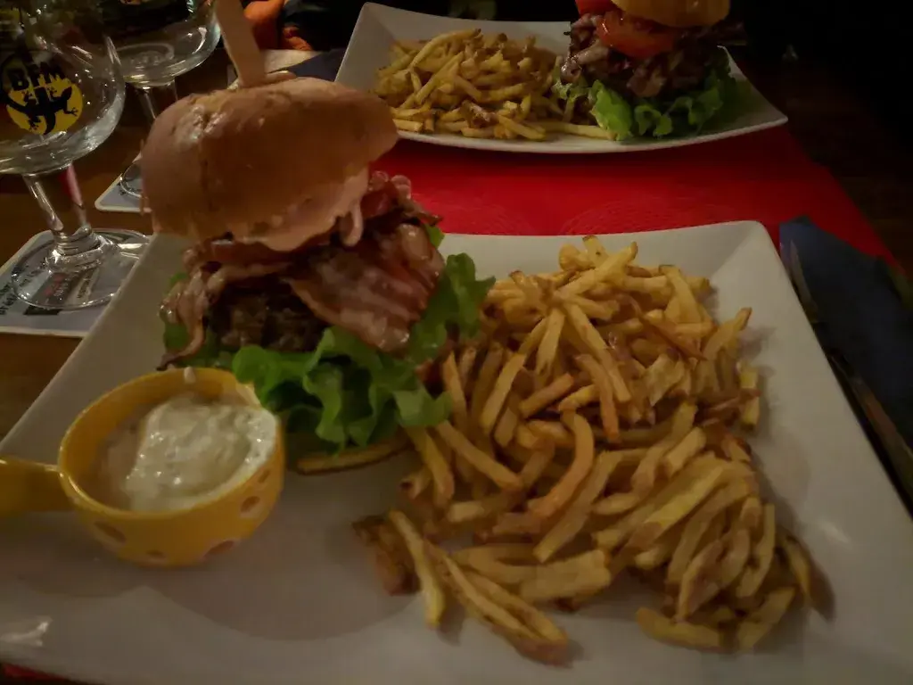 LiNXX_Café 12_Sainte-Croix_review