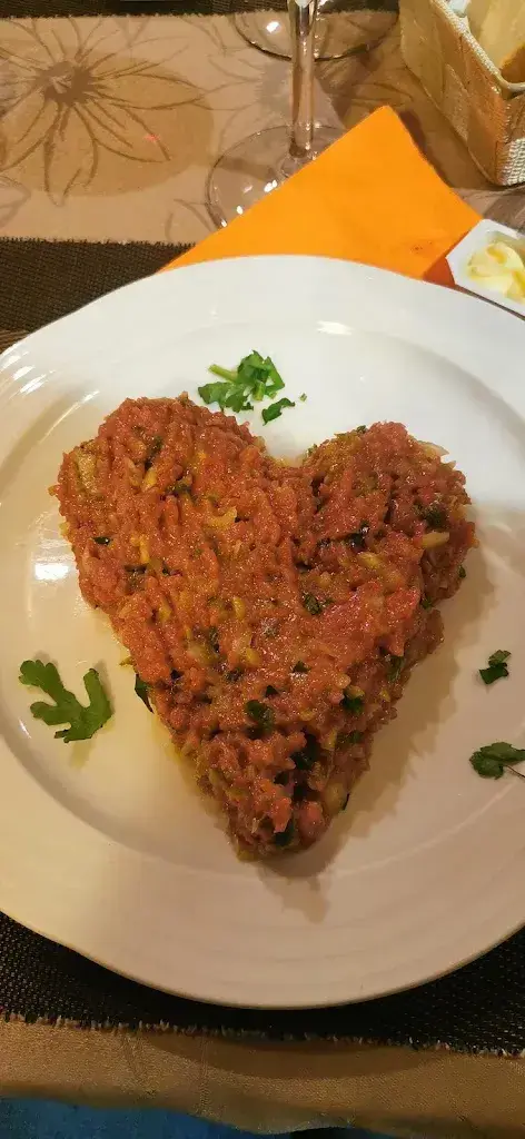 JOanna Chételat_Café-restaurant VITORIA, Marta Pereira Oliveira_Tévenon_review