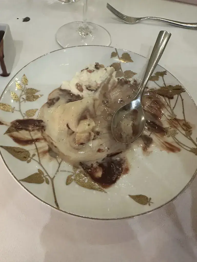 Christophe Bourrie_Café Beau-Rivage_Lausanne_review