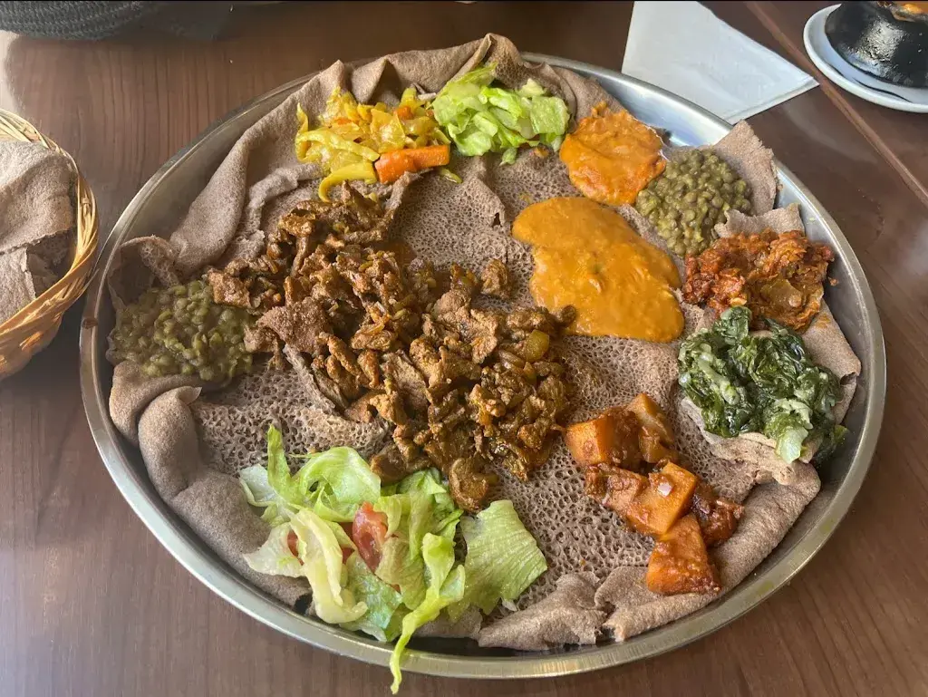 Nicholas Deleon_Lucy Restaurant Lausanne_Lausanne_review