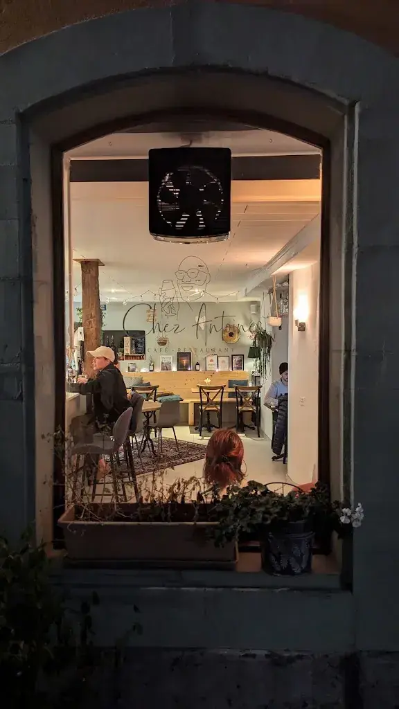 Richard Klein_Chez Antoine_Lutry_review