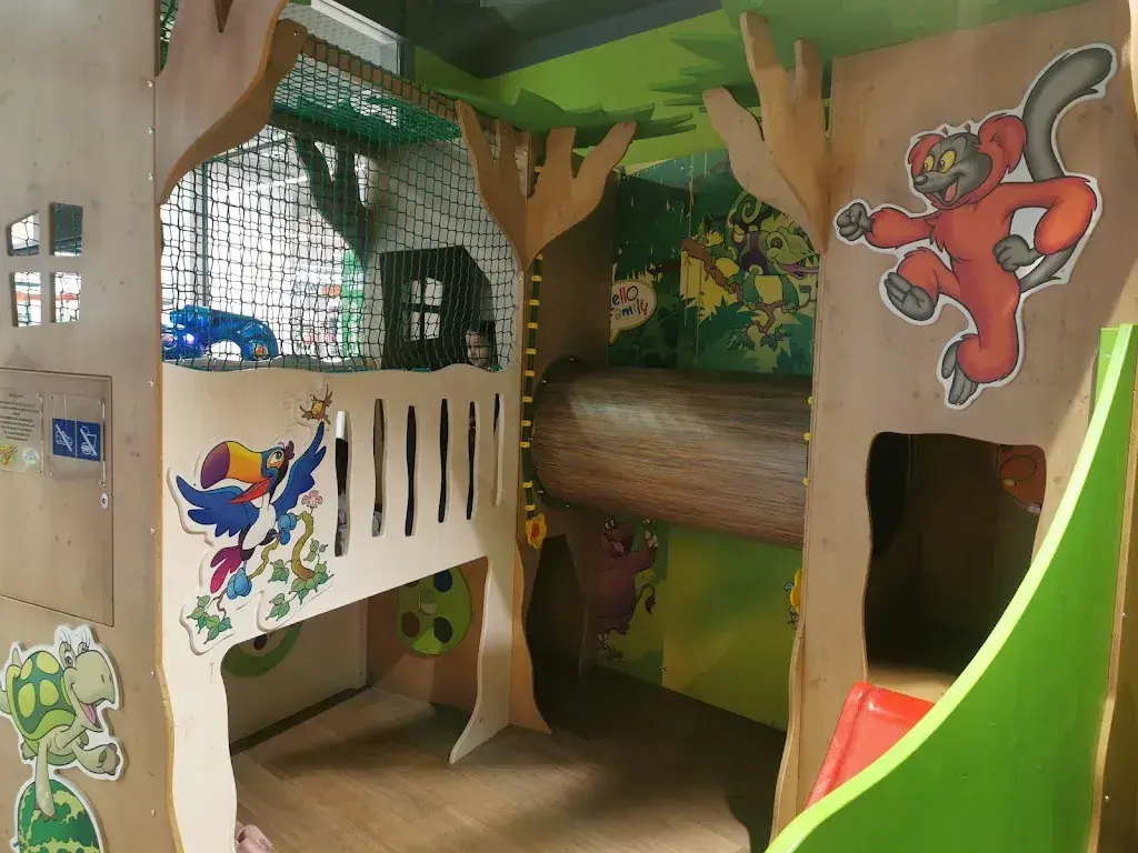 Nura Roesler_Coop Restaurant Prilly Centre_Prilly_review