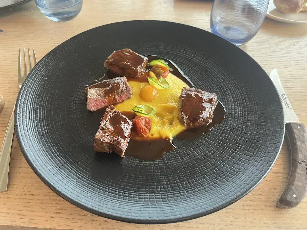 V Zem_Le Deck Bar Terrasse_Chexbres_review