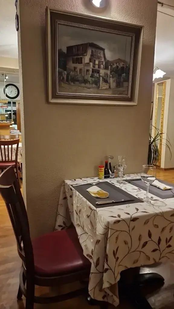 Julio C Salgado_Café des Alpes_Pully_review