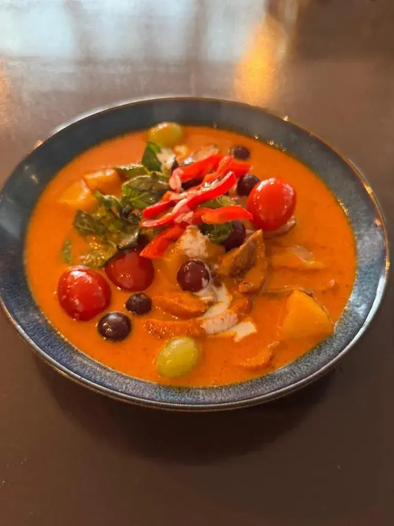 Tahsin Engin Gökten_Taste of Bangkok_Pully_reseña